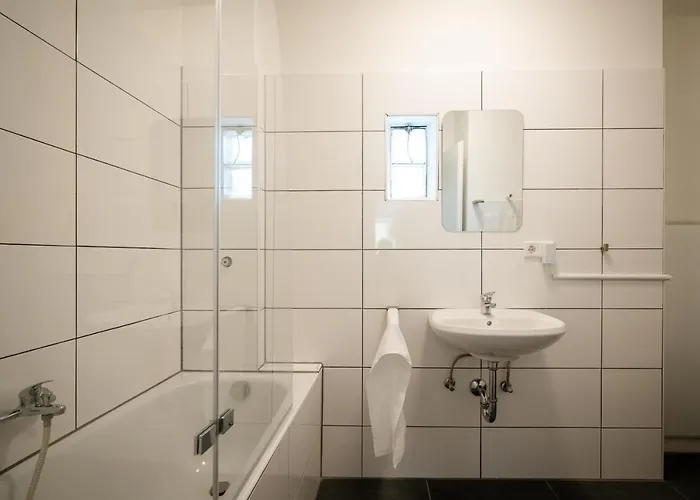 Old Town 2 Rooms/baths